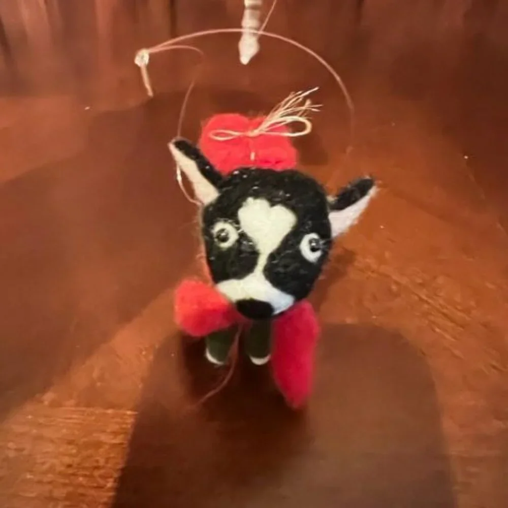 Felt Dog christmas Ornament With Scarf & Red  Carrying Present‎ Ornament